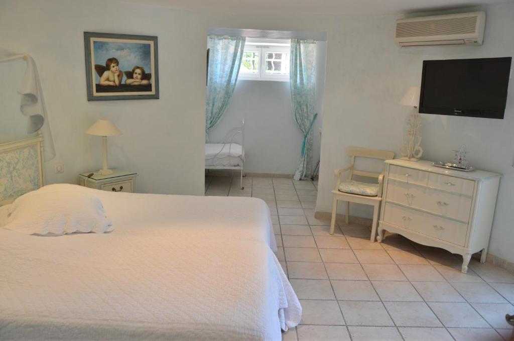 Hotel Villa Des Anges Grimaud Oda fotoğraf